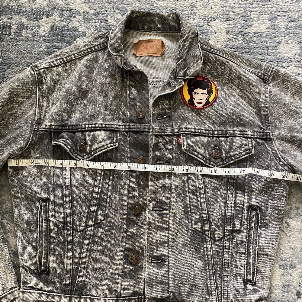 80s Vintage Levi’s 511 Distressed Acid Washed Black Jean Jacket, SZ Large - Picture 12 of 14